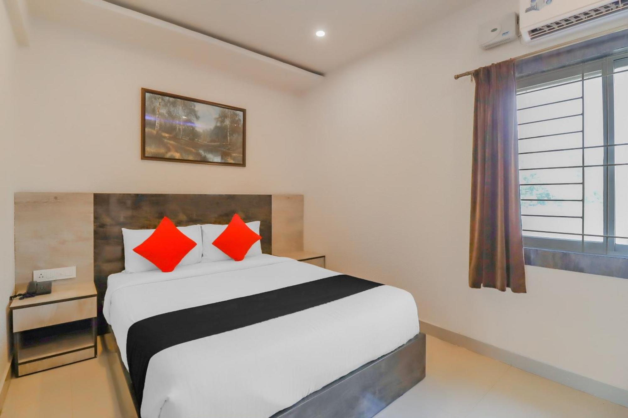Capital O Royal Galaxy Finesse Near Phoenix Marketcity Bangalore Bagian luar foto